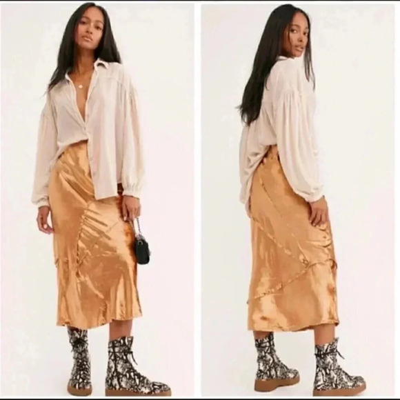 Free People Crushed Velvet Skirt Gold - Picture 3 of 3